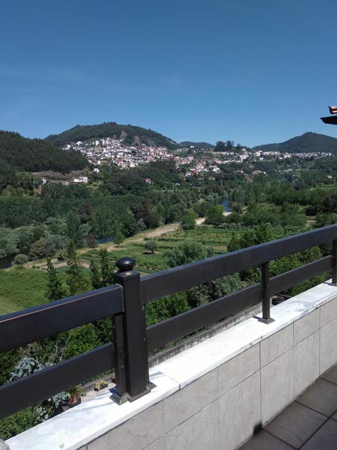 Moradia Lili Ronqueira Exterior foto